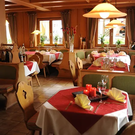 Sport Und Familienhotel Klausen-3